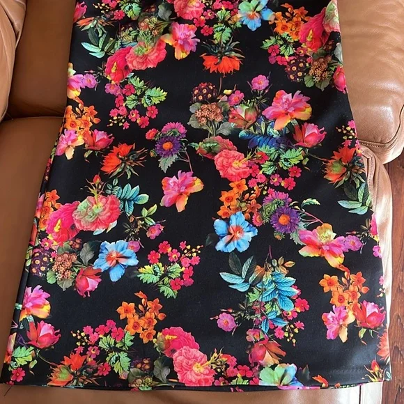 BETSEY JOHNSON VTG FLORAL DRESS - Picture 4 of 10